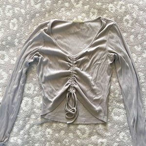 ILLA ILLA cropped long sleeve top. size S